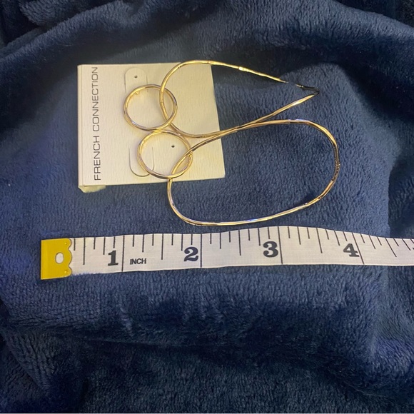 FRENCH CONNECTION GOLD TONE HOOPS NWT - Picture 3 of 5